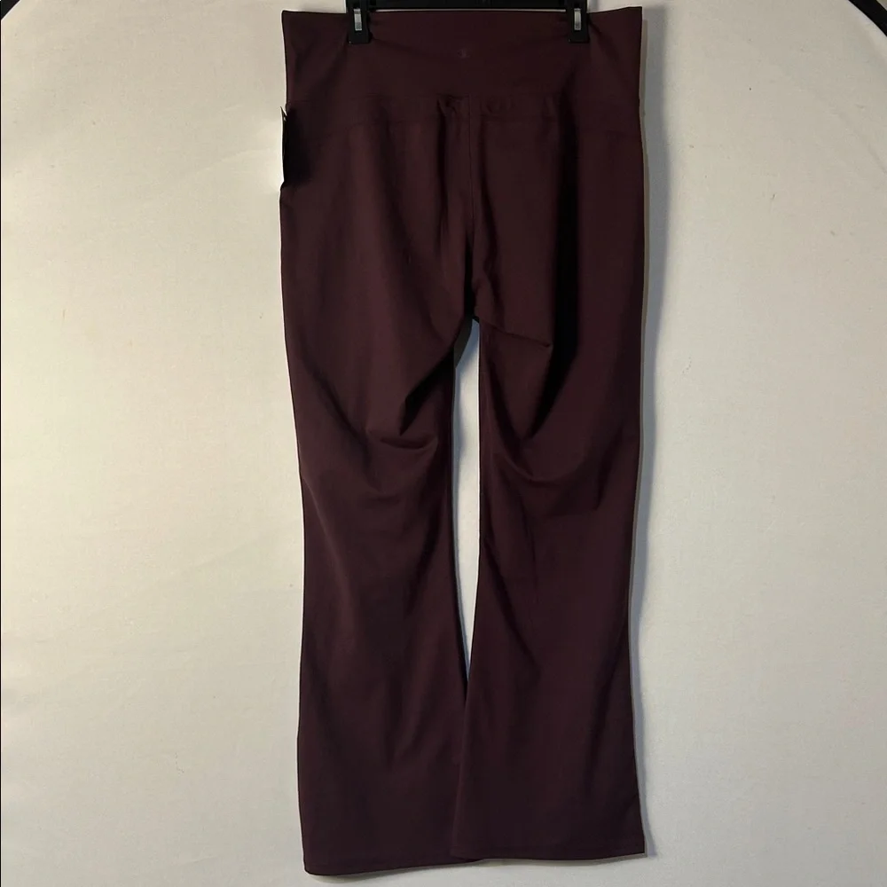 Champion Women’s Black Soft Touch Flare Leggings Burgundy Size 2XL. NWT - Picture 3 of 11